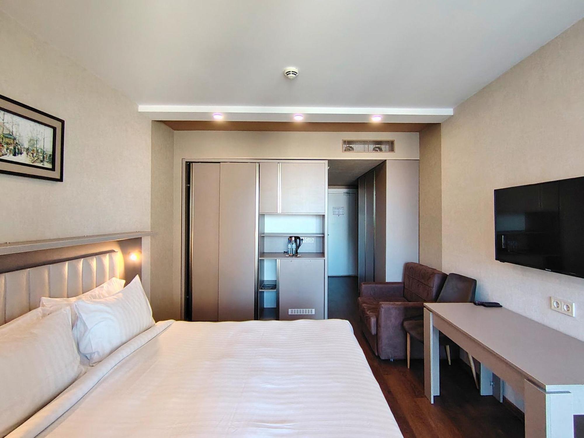 Aphrodite Apartments Batumi Exteriör bild